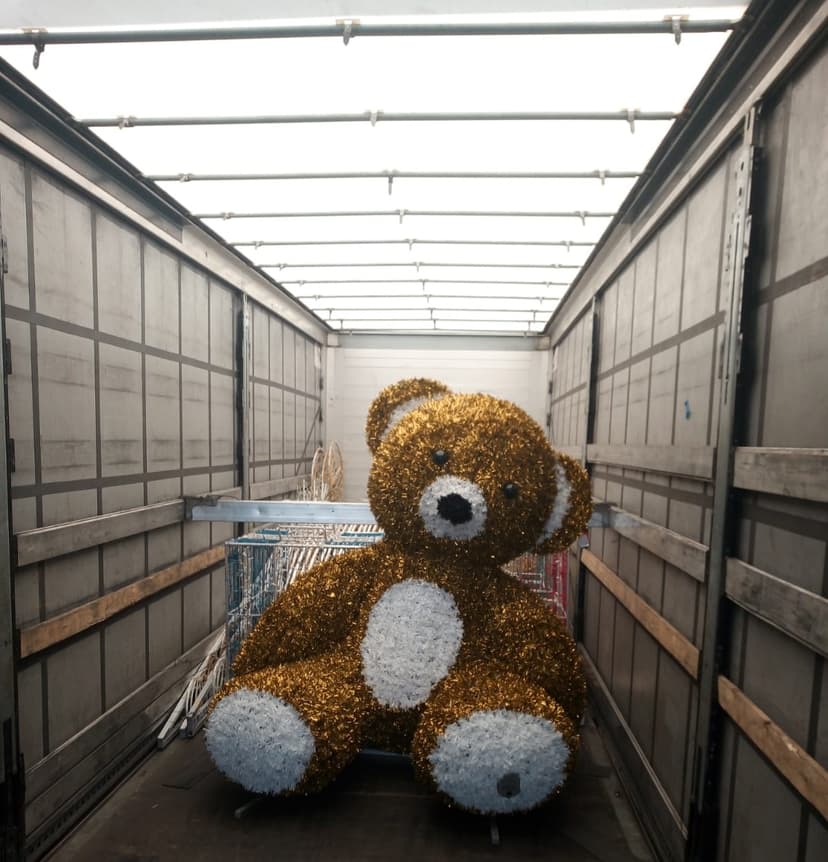 VI TRANSPORTERER HYGGE